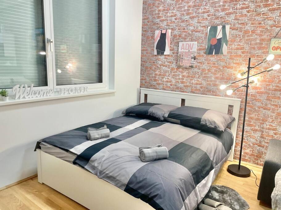 Premium Apartment With Terrace, A/C, Free Wifi And Netflix Viena Exterior foto